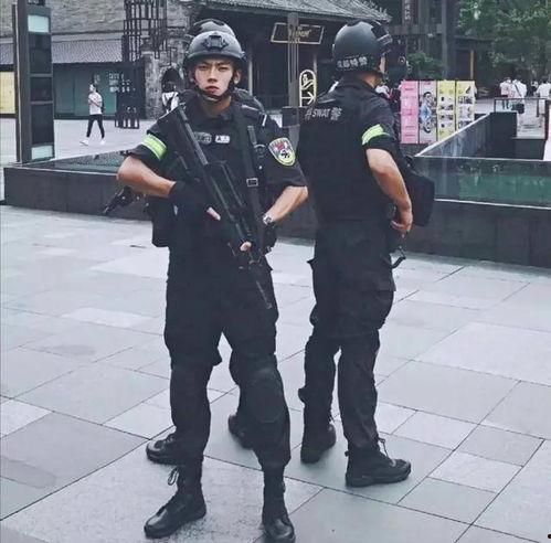 帅气警察生活照组图,帅气警察生活照集锦